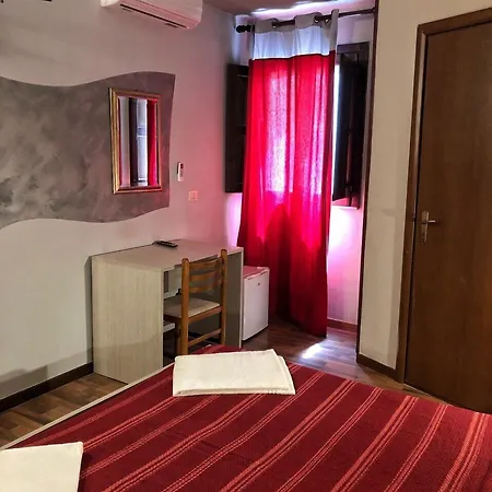 Populus Bed & Breakfast Syracuse