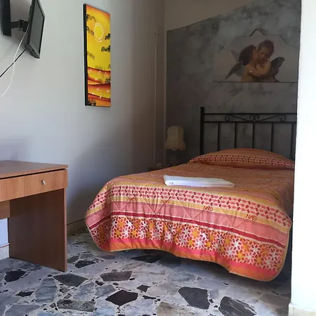 Populus Bed & Breakfast 3*