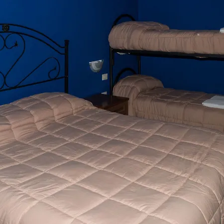 Populus Bed & Breakfast 3*